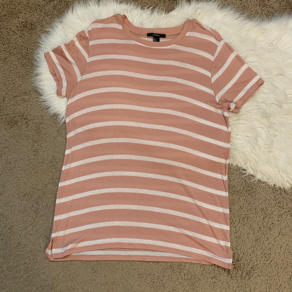 💙 Pink stripped casual Tee